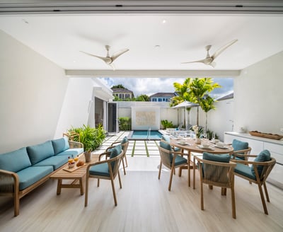 Luxury Villa Photo #3
