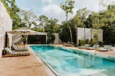 Luxury Villa Photo #3