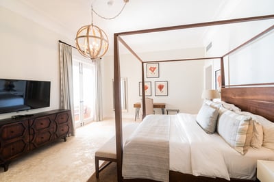 Luxury Villa Photo #8