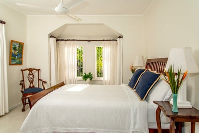 Luxury Villa Photo #29