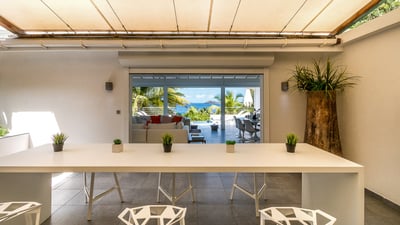 Kitchen & Dining Area