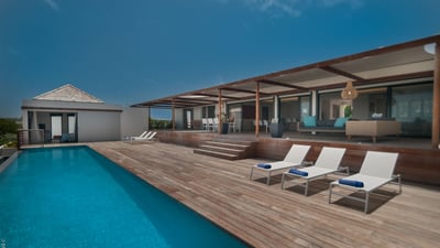 Luxury Villa Photo #8