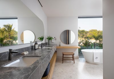 Luxury Villa Photo #32
