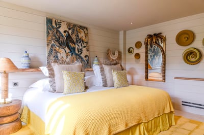 Luxury Villa Photo #11