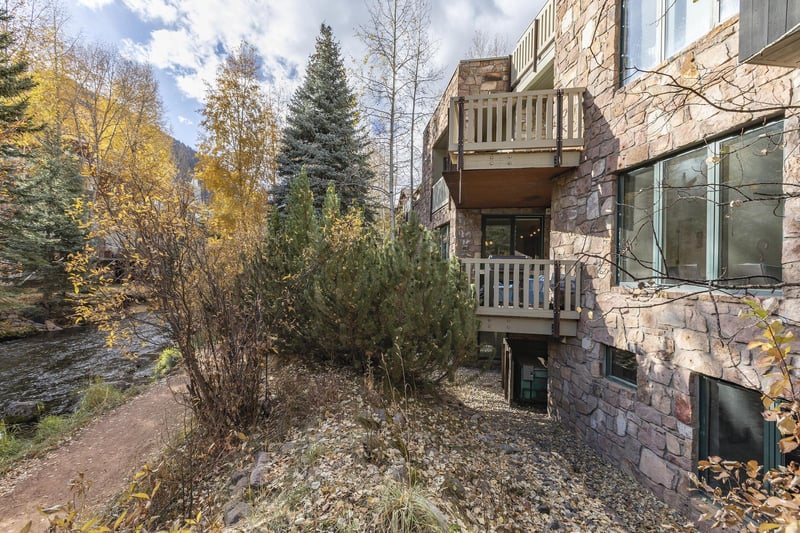 River's Edge Retreat