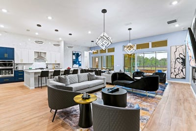 Luxury Villa Photo #8
