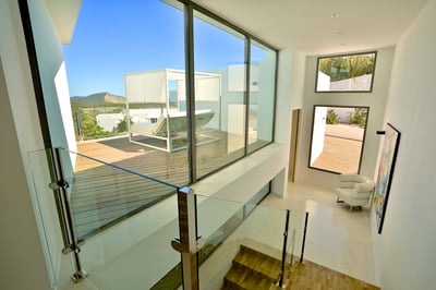 Luxury Villa Photo #29