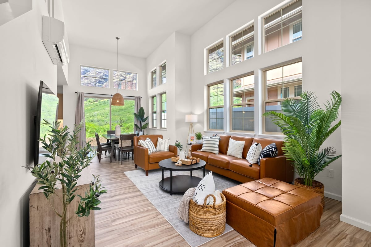 Waianae,Mountain's Embrace