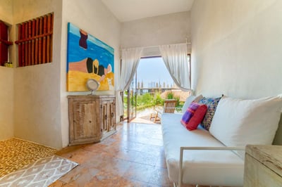 Luxury Villa Photo #27