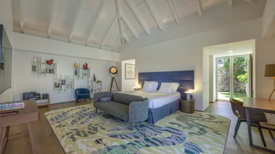 Luxury Villa Photo #40