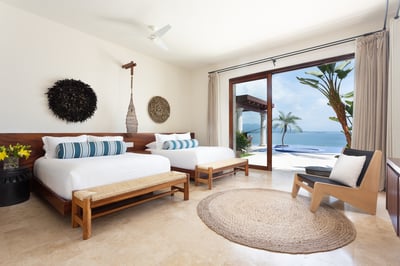 Luxury Villa Photo #27