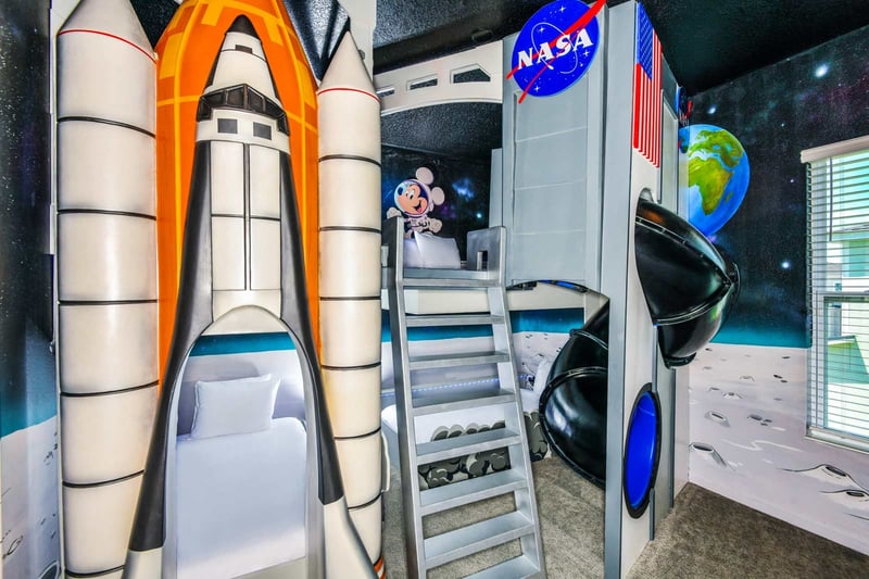 Titan at Villatel Village Solterra