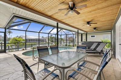 Luxury Villa Photo #3