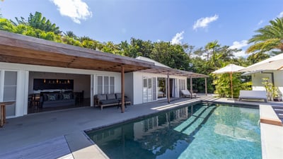 Luxury Villa Photo #6