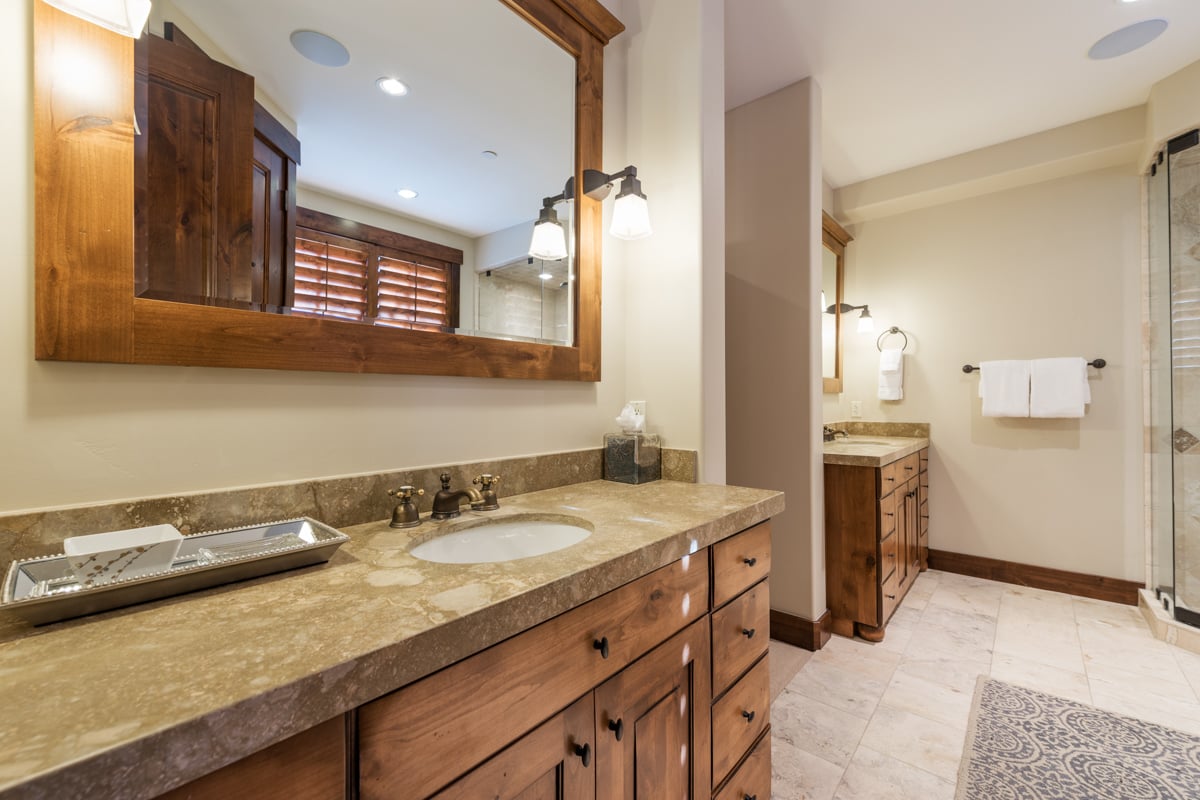 Silver Star 4 BDM Cottage with Spa