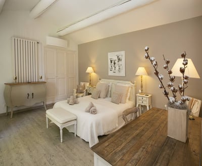 Luxury Villa Photo #26