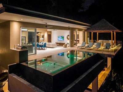 Luxury Villa Photo #5