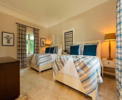 Luxury Villa Photo #61