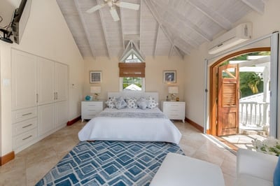 Luxury Villa Photo #19