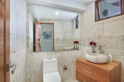 Luxury Villa Photo #35