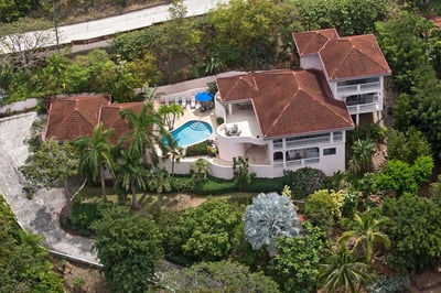 Luxury Villa Photo #2