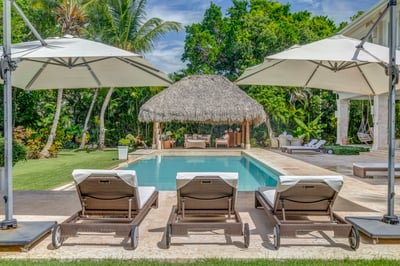 Luxury Villa Photo #5
