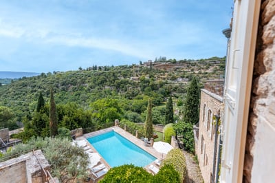 Luxury Villa Photo #3