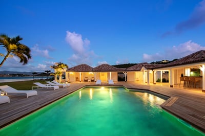 Luxury Villa Photo #4