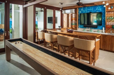 Luxury Villa Photo #12