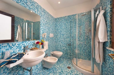Luxury Villa Photo #21