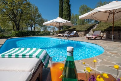 Luxury Villa Photo #6