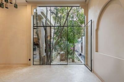 Luxury Villa Photo #13