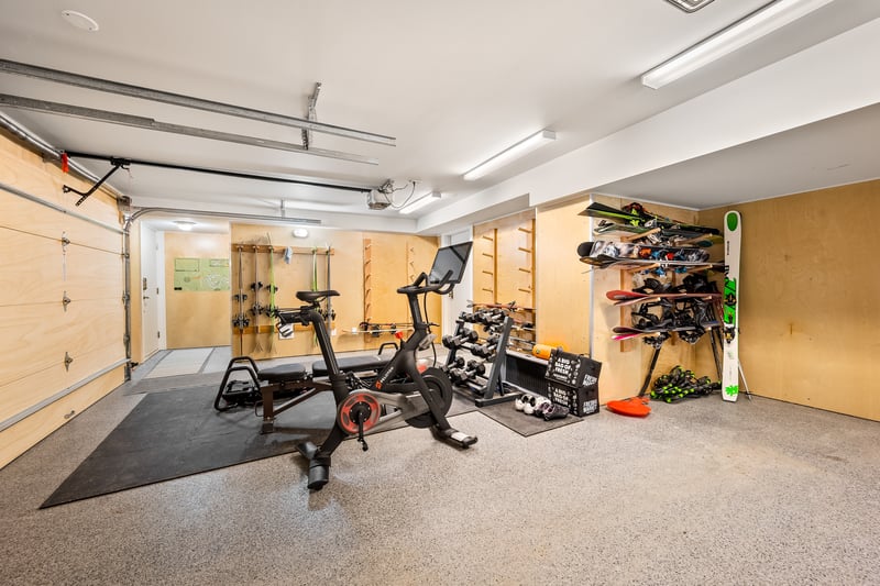 Panoramic Estate | Kadenwood