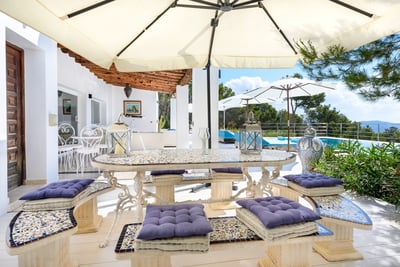 Luxury Villa Photo #7