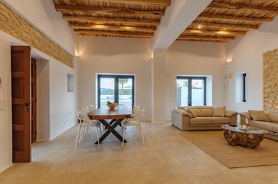 Luxury Villa Photo #21