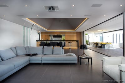 Luxury Villa Photo #17