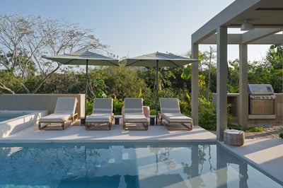 Luxury Villa Photo #7