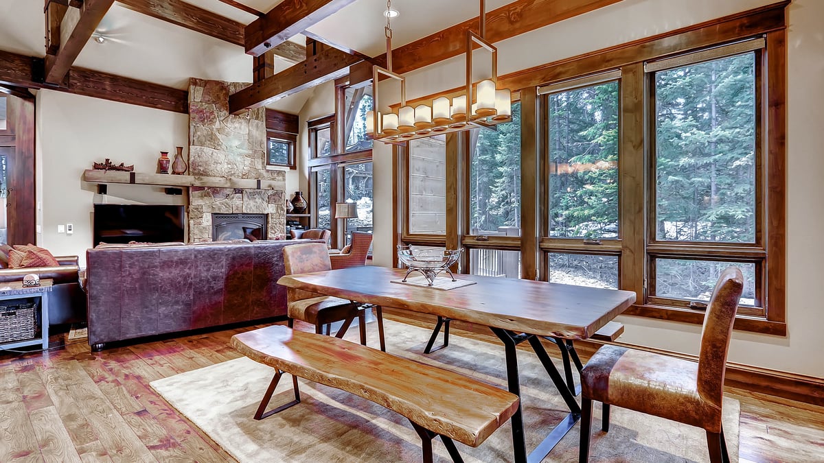 Rocky Mountain Lodge