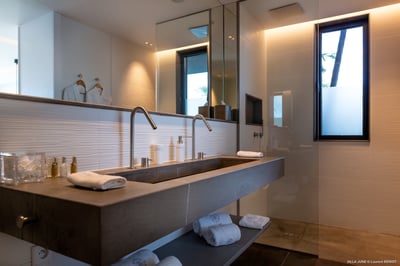 Luxury Villa Photo #46