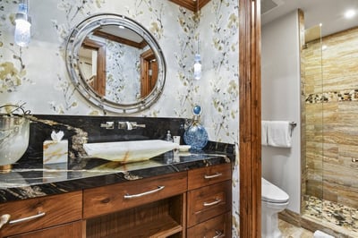 Luxury Villa Photo #16