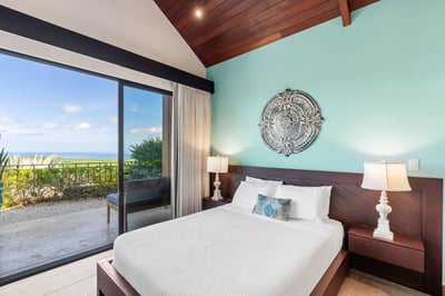 Luxury Villa Photo #24