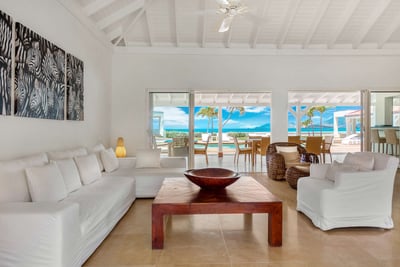 Luxury Villa Photo #13
