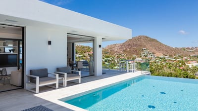 Luxury Villa Photo #8