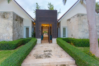 Luxury Villa Photo #46