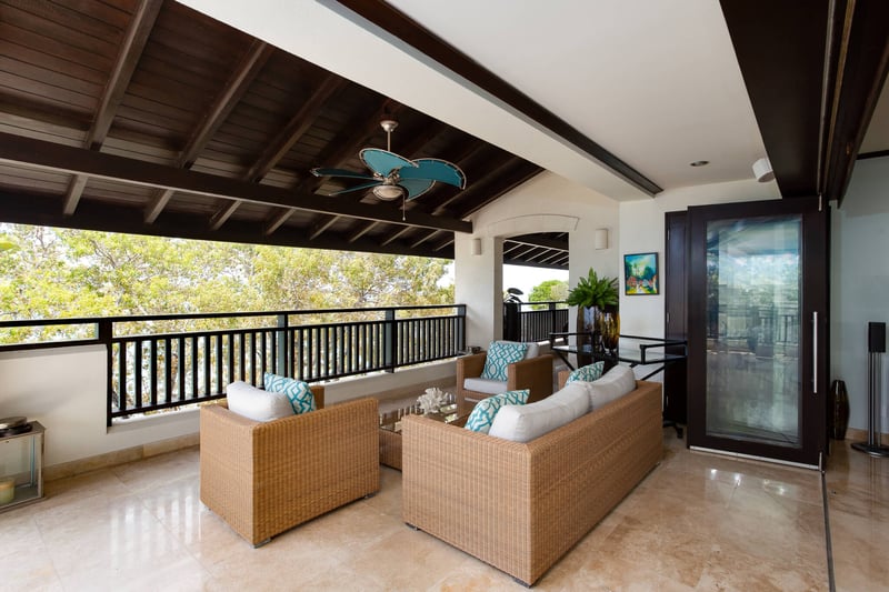 Coral Cove 14 | Crowsnest