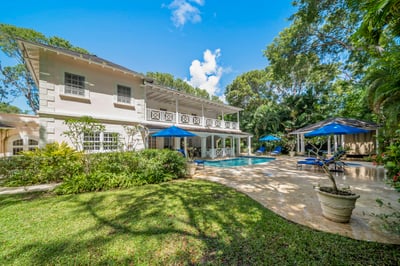 Luxury Villa Photo #2