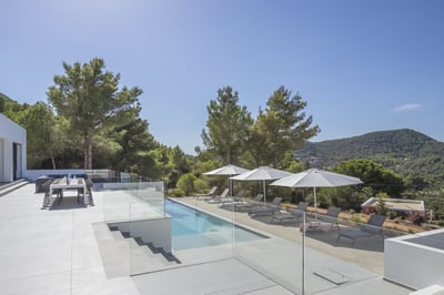 Luxury Villa Photo #8