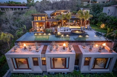 Luxury Villa Photo #2