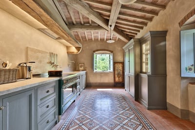 Luxury Villa Photo #22