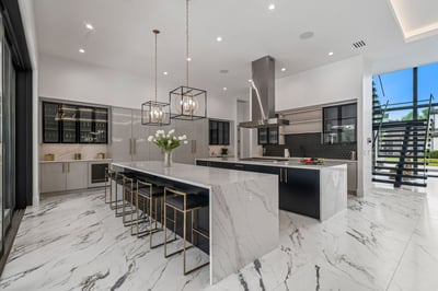 Luxury Villa Photo #15